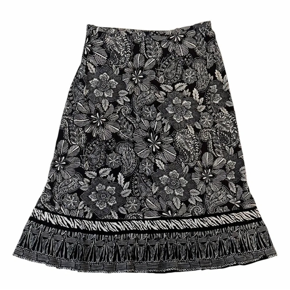 Sag Harbor Whimsigoth Paisley Midi Skirt // B&W Boho Fairycore Flowy Skirt M